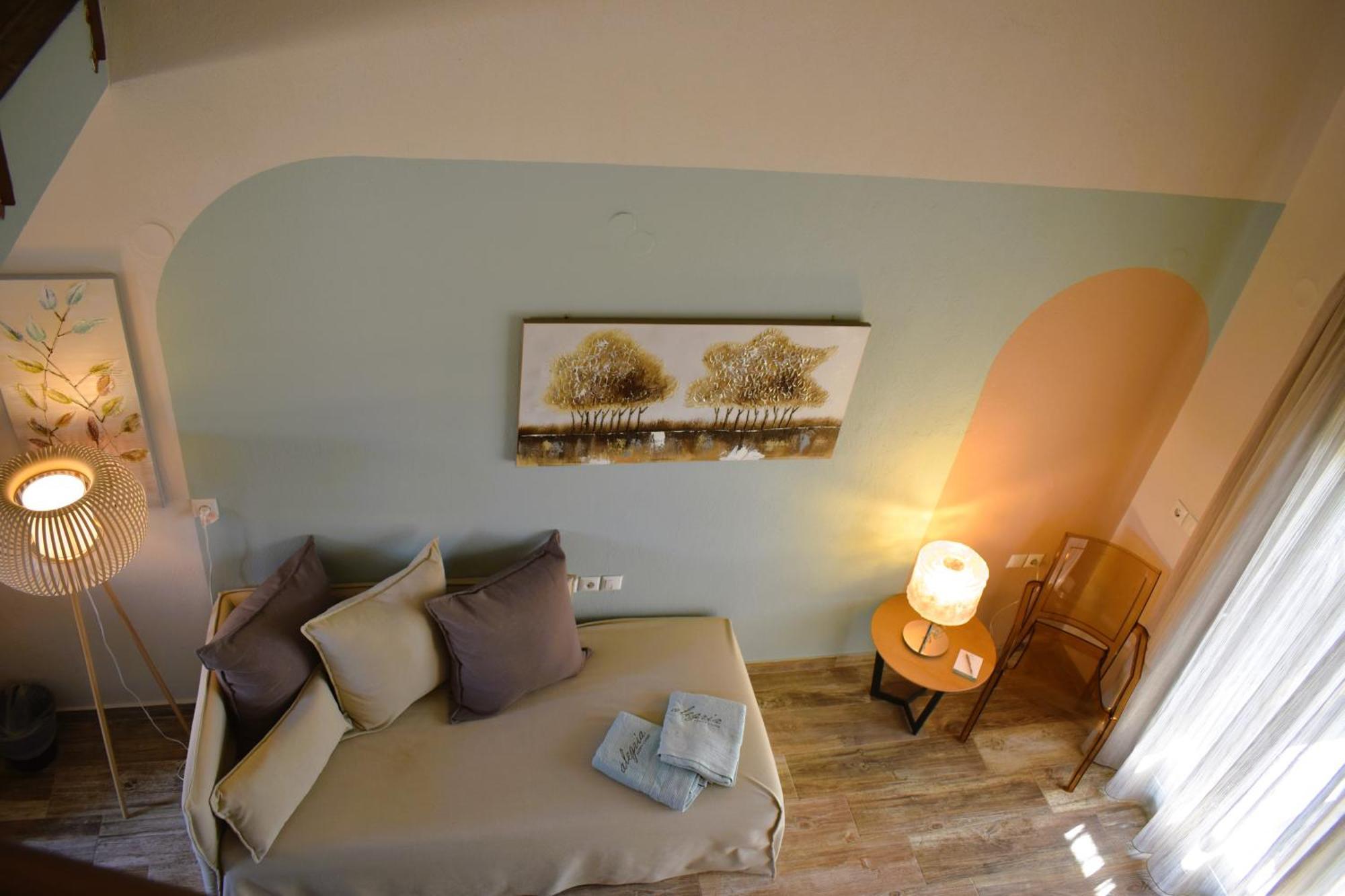 Alegria Suites Nikiti  Zewnętrze zdjęcie